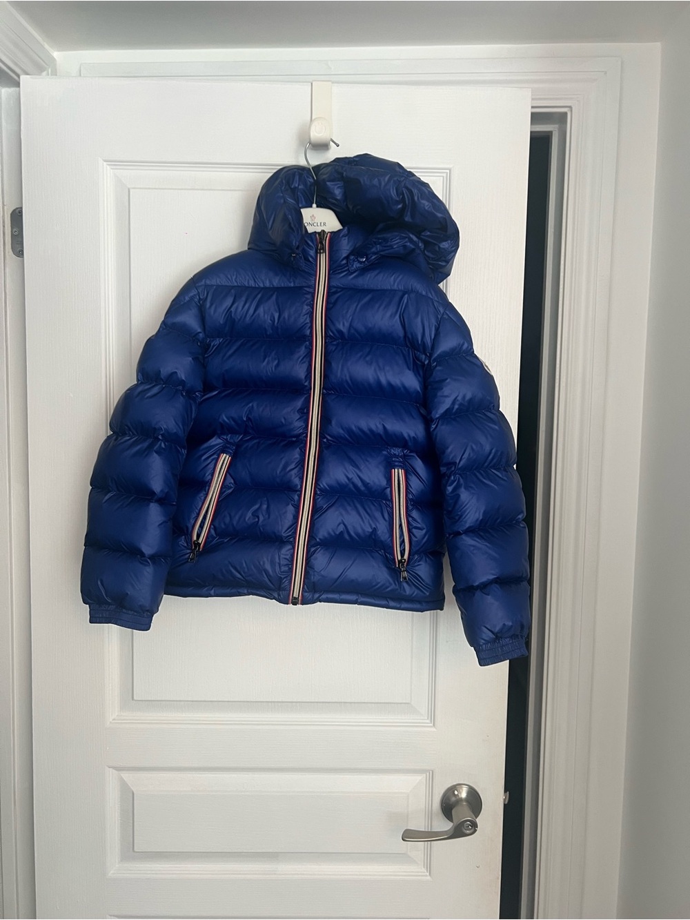Moncler Aubert kids size 8 Authentic! Royal Blue Down Jacket with Tricolor Trim